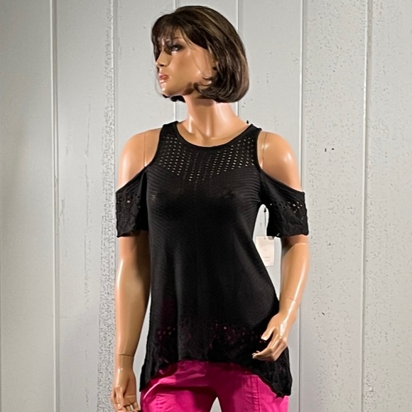 *NWT Lauren Conrad Women’s Black Crochet Cold Shoulder Top Sz XS - Picture 9 of 12